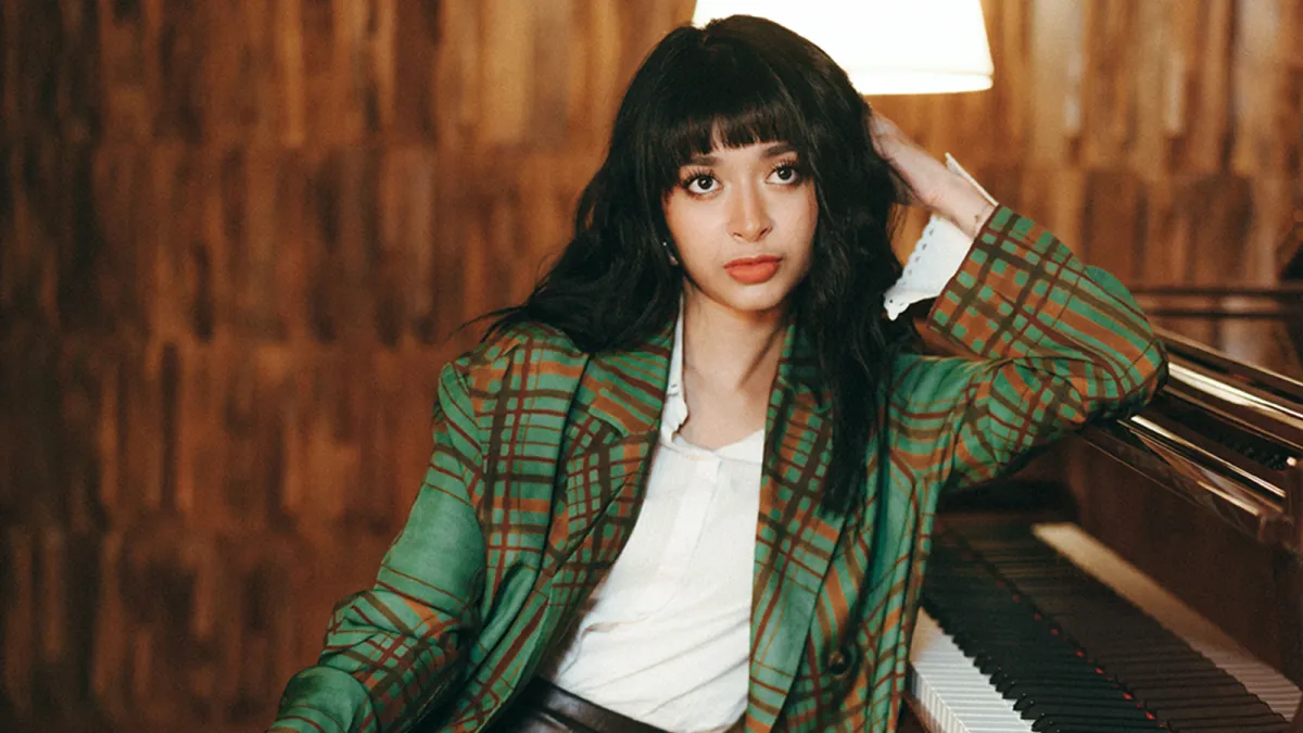 Assia Keva Temukan Cinta Secara Sederhana Melalui Single  Terbaru “Moonlight ( Stripped Down )”